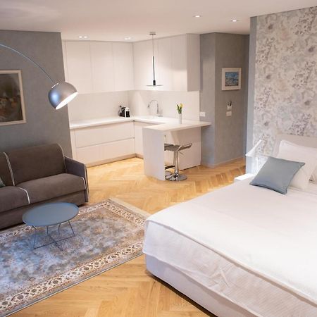 טיראנה Seven Luxury Suites מראה חיצוני תמונה