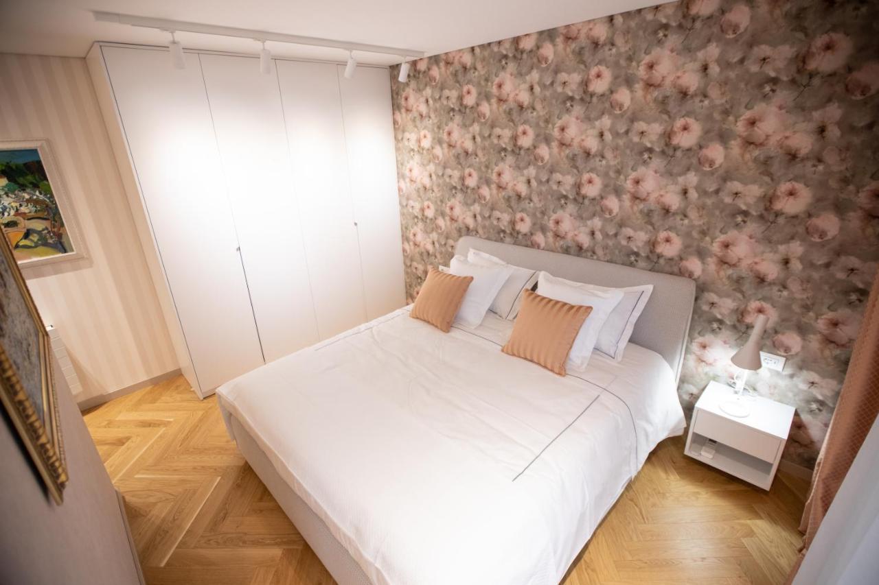 טיראנה Seven Luxury Suites מראה חיצוני תמונה