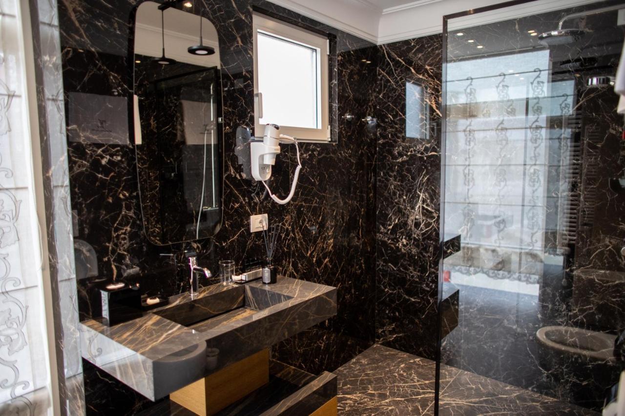 טיראנה Seven Luxury Suites מראה חיצוני תמונה