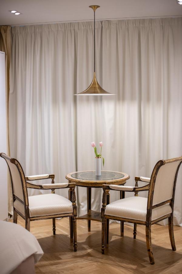 טיראנה Seven Luxury Suites מראה חיצוני תמונה