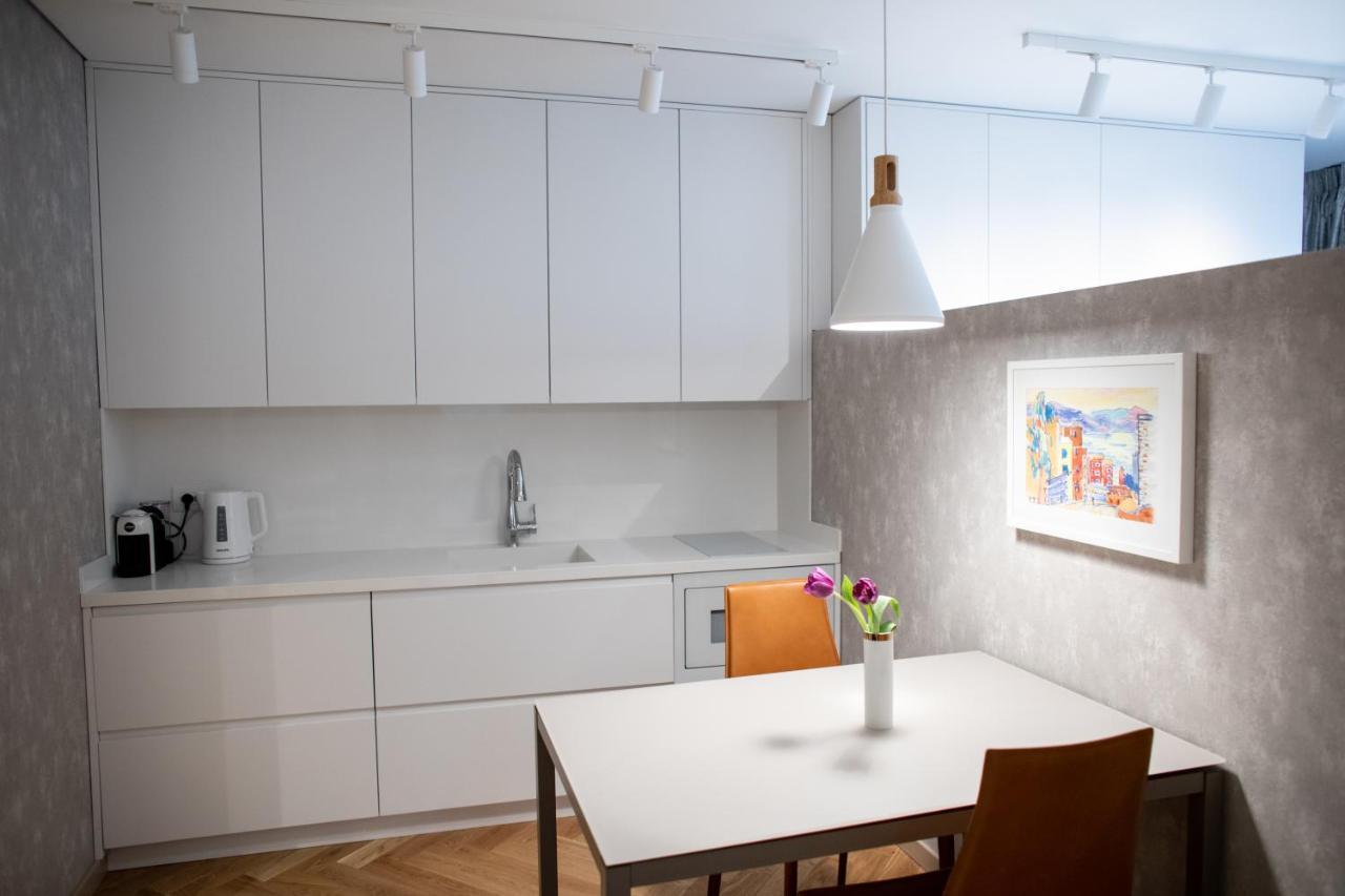 טיראנה Seven Luxury Suites מראה חיצוני תמונה