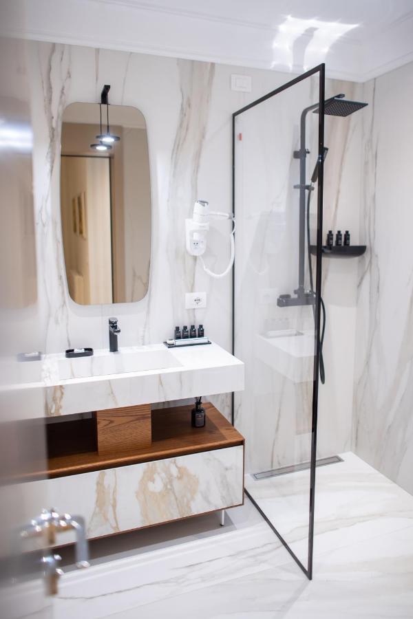 טיראנה Seven Luxury Suites מראה חיצוני תמונה
