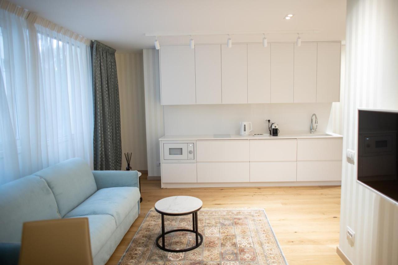 טיראנה Seven Luxury Suites מראה חיצוני תמונה